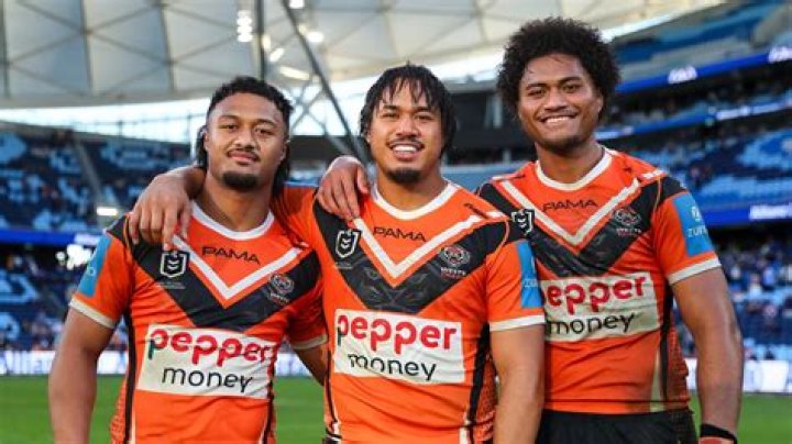 Meet Tony Finau brothers Kelven Finau, Tevita Finau, Pianola Finau & Gipper Finau